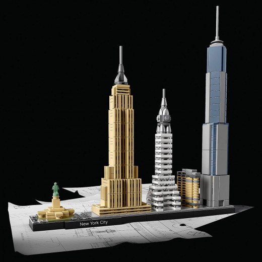 LEGO Architecture New York City Model Building Set, Skyline Collection with 4 Buildings and Minature Statue of Liberty
