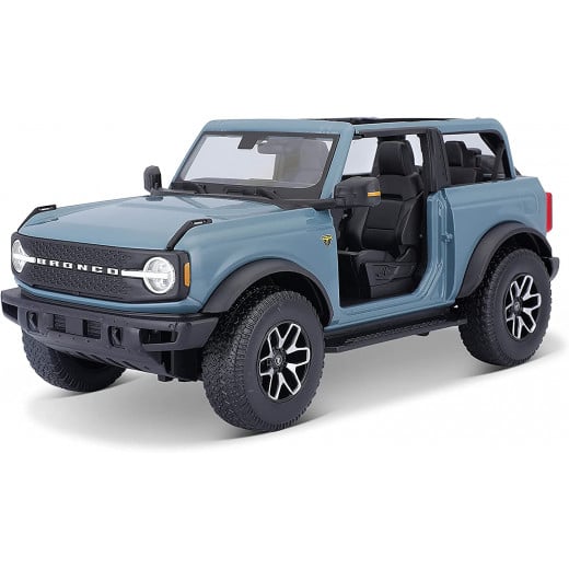 Maisto Ford Bronco Badlands without Doors, Scale 1:18, Blue Color