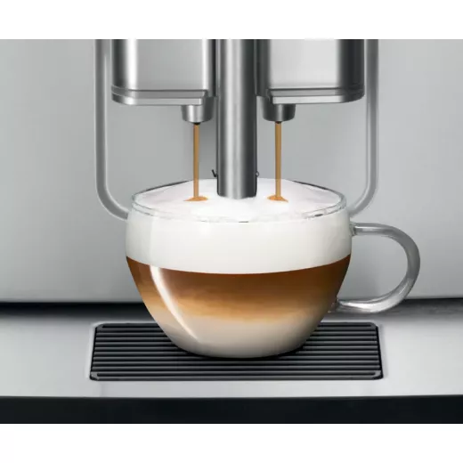 ماكينة صنع القهوة الأوتوماتيكية بالكامل  300 فضي من بوش