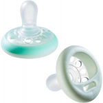 Tommee Tippee breast like soothers 0-6  months, green Color